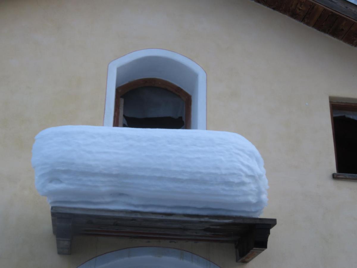 Garni Gimea Hotel Livigno Exterior photo